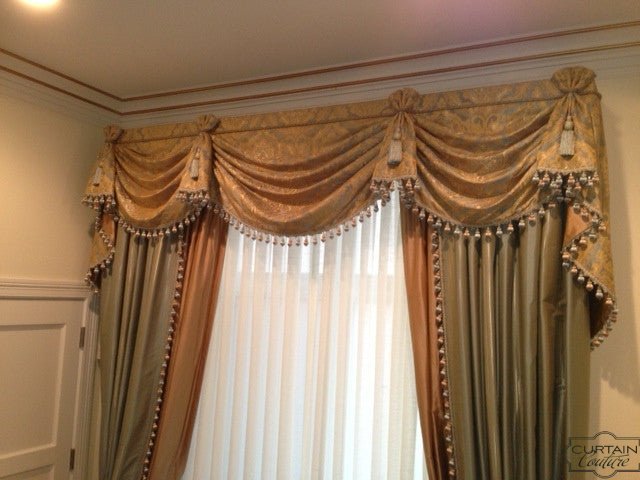 Traditional Swag Valance and Drapery